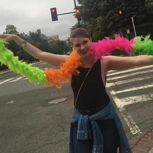 Meet your Posher, Suzanne